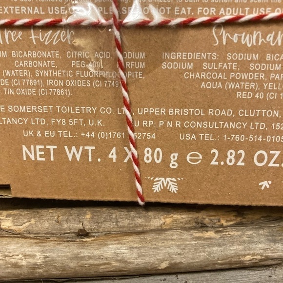 NIB! NEW HAPPY HOLIDAYS FESTIVE PEPPERMINT BATH FIZZERS - Picture 12 of 12